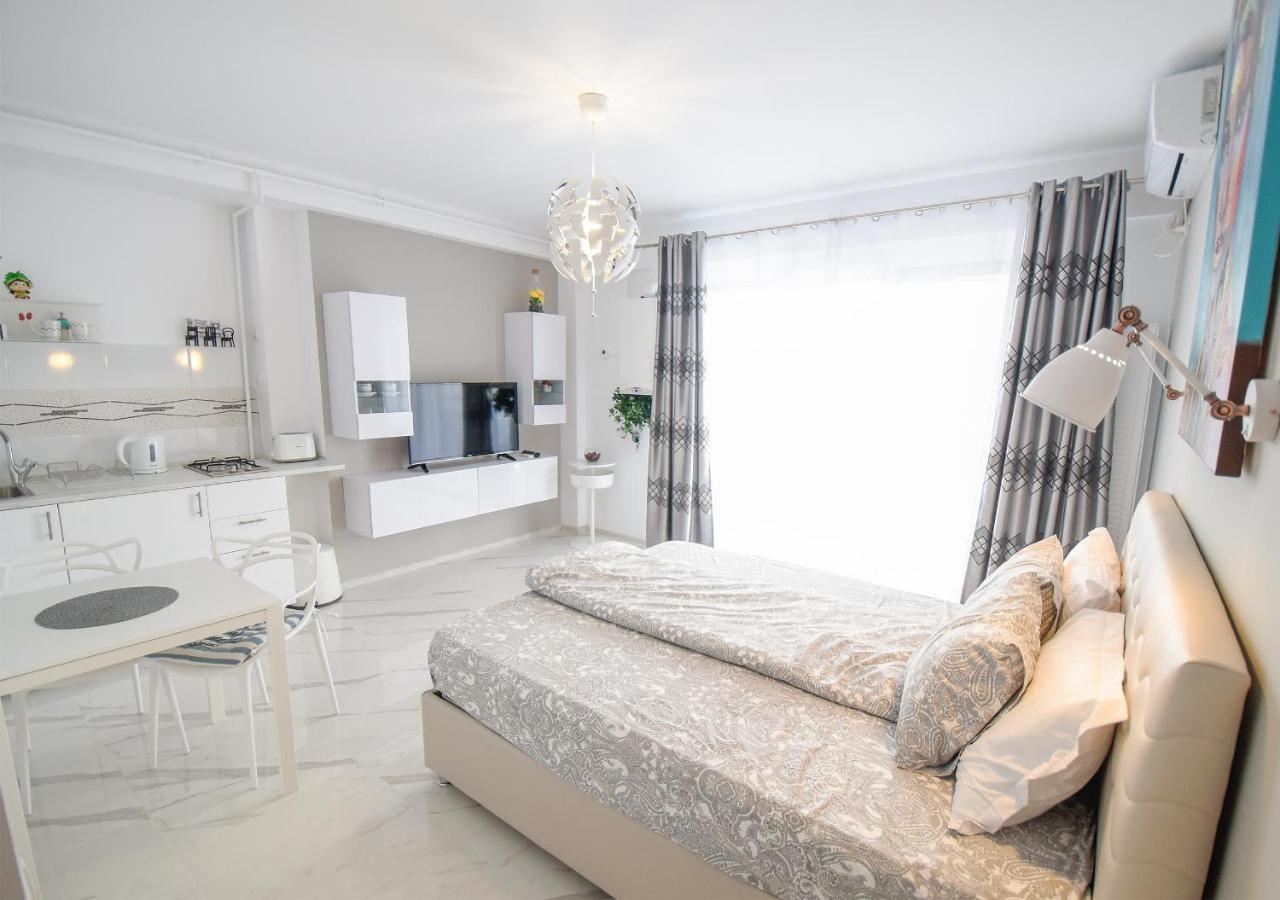 Apartamento Sea View Studio - Mamaia Nord 2 Năvodari Exterior foto
